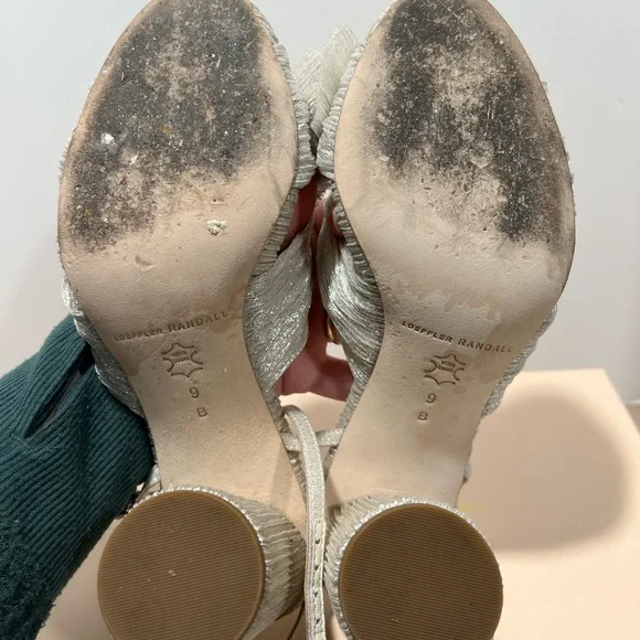 Loeffler Randall Camellia in shimmer - Picture 8 of 9